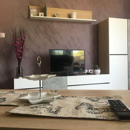 Holly Apartman أوماغ المظهر الخارجي الصورة