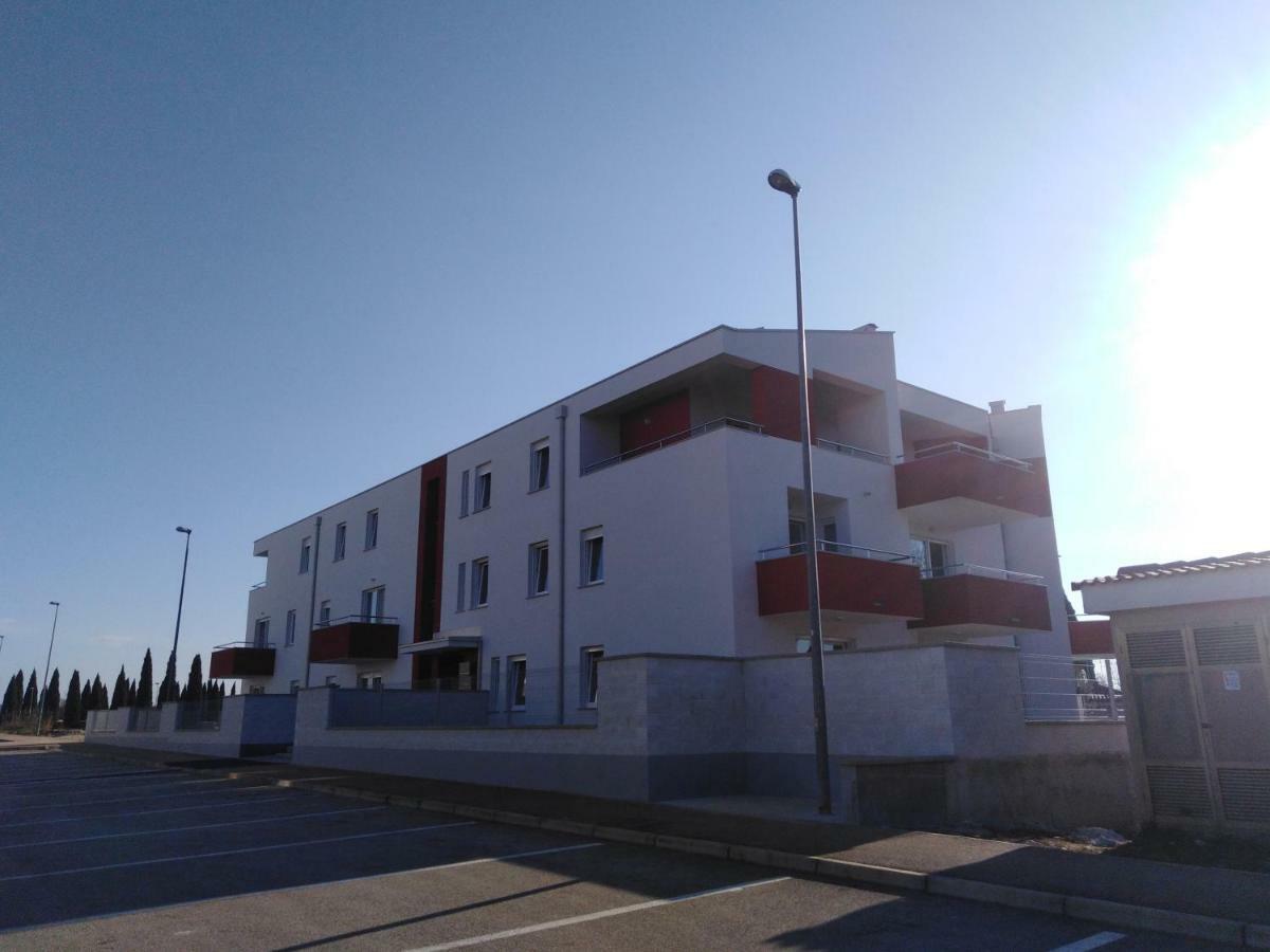 Holly Apartman أوماغ المظهر الخارجي الصورة